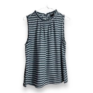 Banana Republic M sleeveless shirt back keyhole neck blue pattern